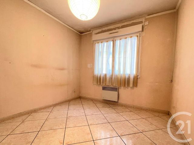 Afficher la photo en grand Appartement T3 à vendre - 3 pièces - 61.0 m2 - VILLEURBANNE - 69 - RHONE-ALPES - Century 21 Villa Urbana