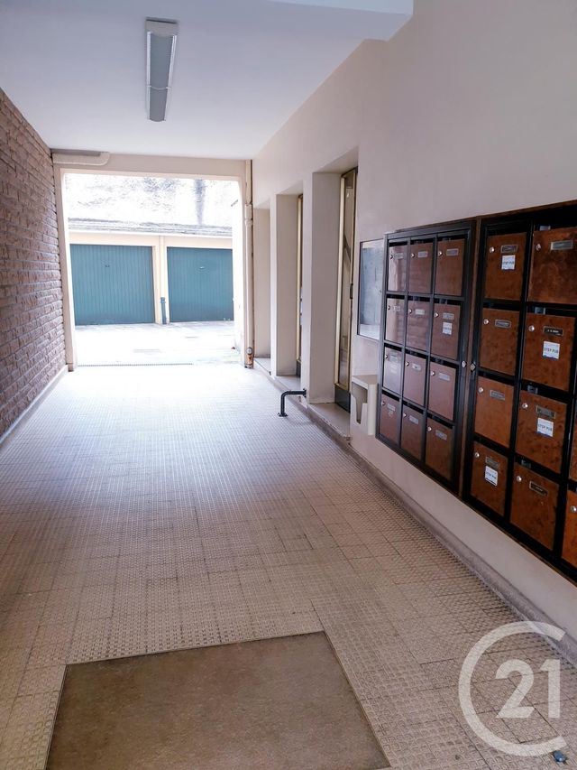 Appartement F5 à vendre - 5 pièces - 94.46 m2 - VILLEURBANNE - 69 - RHONE-ALPES - Century 21 Villa Urbana Appartement F5 à vendre - 5 pièces - 94.46 m2 - VILLEURBANNE - 69 - RHONE-ALPES - Century 21 Villa Urbana
