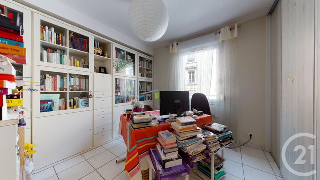 Appartement F4 à vendre - 4 pièces - 80.0 m2 - VILLEURBANNE - 69 - RHONE-ALPES - Century 21 Villa Urbana Appartement F4 à vendre - 4 pièces - 80.0 m2 - VILLEURBANNE - 69 - RHONE-ALPES - Century 21 Villa Urbana