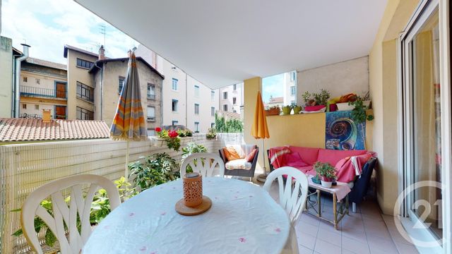 Appartement F4 à vendre - 4 pièces - 80.0 m2 - VILLEURBANNE - 69 - RHONE-ALPES - Century 21 Villa Urbana Appartement F4 à vendre - 4 pièces - 80.0 m2 - VILLEURBANNE - 69 - RHONE-ALPES - Century 21 Villa Urbana