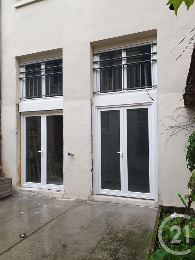 Appartement F2 à vendre - 2 pièces - 30.14 m2 - VILLEURBANNE - 69 - RHONE-ALPES - Century 21 Villa Urbana Appartement F2 à vendre - 2 pièces - 30.14 m2 - VILLEURBANNE - 69 - RHONE-ALPES - Century 21 Villa Urbana