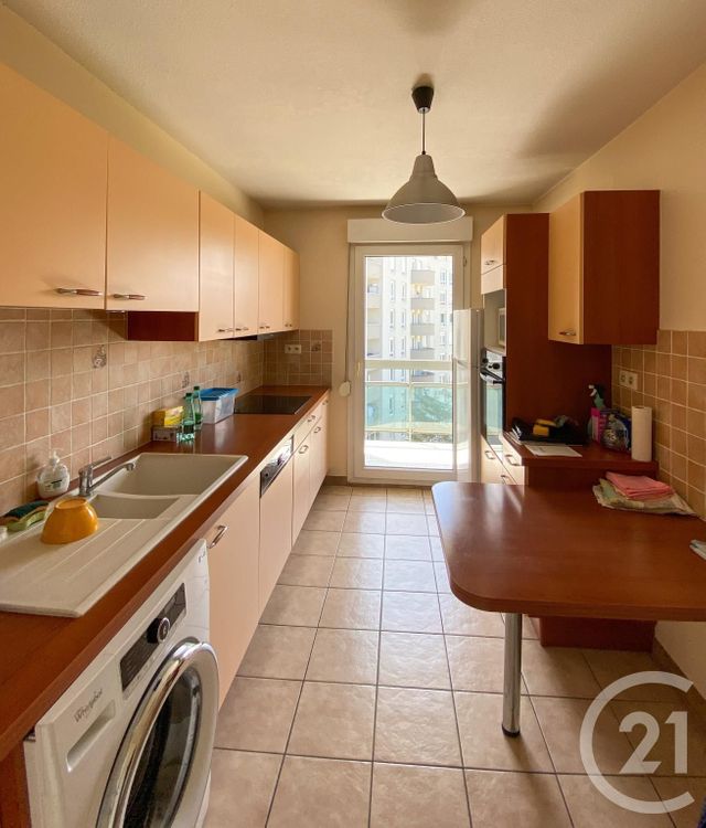 Appartement F3 à vendre - 3 pièces - 70.0 m2 - VILLEURBANNE - 69 - RHONE-ALPES - Century 21 Villa Urbana Appartement F3 à vendre - 3 pièces - 70.0 m2 - VILLEURBANNE - 69 - RHONE-ALPES - Century 21 Villa Urbana