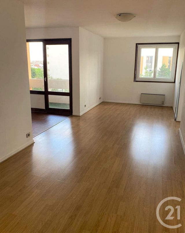 Appartement F2 à vendre - 2 pièces - 50.5 m2 - VILLEURBANNE - 69 - RHONE-ALPES - Century 21 Villa Urbana Appartement F2 à vendre - 2 pièces - 50.5 m2 - VILLEURBANNE - 69 - RHONE-ALPES - Century 21 Villa Urbana