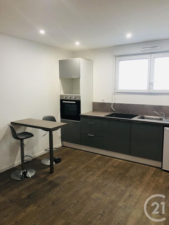 Appartement F2 à vendre - 2 pièces - 34.84 m2 - VILLEURBANNE - 69 - RHONE-ALPES - Century 21 Villa Urbana Appartement F2 à vendre - 2 pièces - 34.84 m2 - VILLEURBANNE - 69 - RHONE-ALPES - Century 21 Villa Urbana