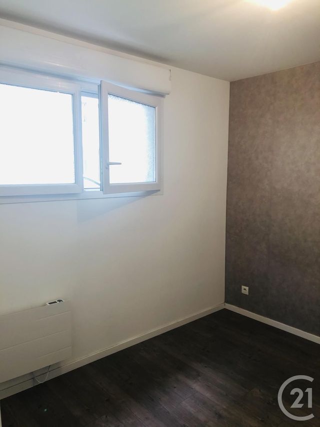 Appartement F2 à vendre - 2 pièces - 34.84 m2 - VILLEURBANNE - 69 - RHONE-ALPES - Century 21 Villa Urbana Appartement F2 à vendre - 2 pièces - 34.84 m2 - VILLEURBANNE - 69 - RHONE-ALPES - Century 21 Villa Urbana