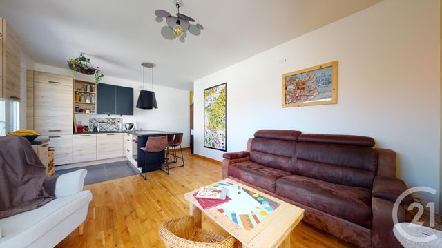 Appartement T3 à vendre - 3 pièces - 62.01 m2 - VILLEURBANNE - 69 - RHONE-ALPES - Century 21 Villa Urbana Appartement T3 à vendre - 3 pièces - 62.01 m2 - VILLEURBANNE - 69 - RHONE-ALPES - Century 21 Villa Urbana
