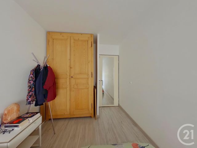 Afficher la photo en grand Appartement T4 à vendre - 4 pièces - 76.0 m2 - VILLEURBANNE - 69 - RHONE-ALPES - Century 21 Villa Urbana