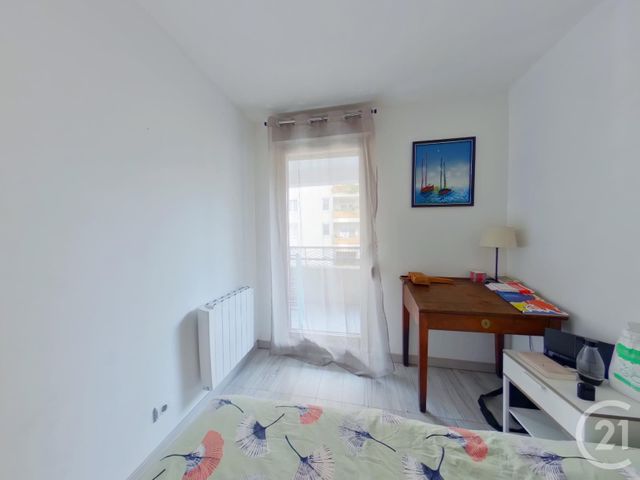Afficher la photo en grand Appartement T4 à vendre - 4 pièces - 76.0 m2 - VILLEURBANNE - 69 - RHONE-ALPES - Century 21 Villa Urbana
