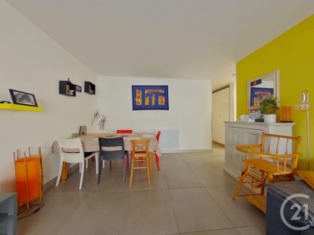 Afficher la photo en grand Appartement T4 à vendre - 4 pièces - 76.0 m2 - VILLEURBANNE - 69 - RHONE-ALPES - Century 21 Villa Urbana
