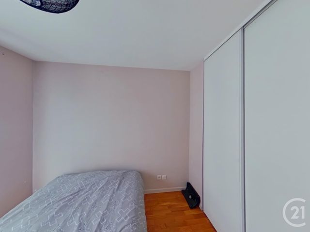 Afficher la photo en grand Appartement F2 à vendre - 2 pièces - 48.01 m2 - VILLEURBANNE - 69 - RHONE-ALPES - Century 21 Villa Urbana