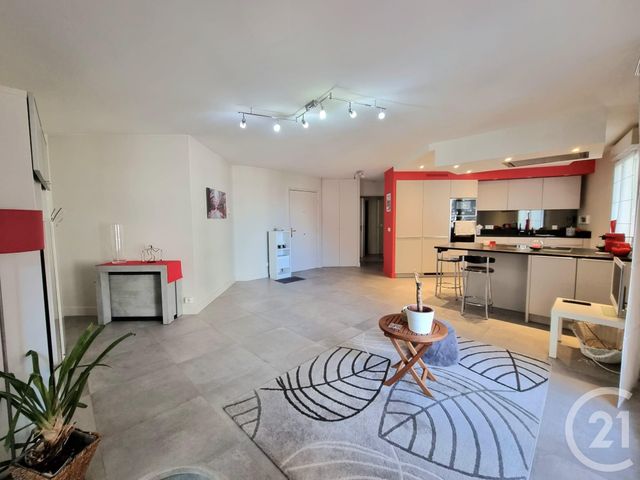 Appartement F3 à vendre - 3 pièces - 69.0 m2 - VILLEURBANNE - 69 - RHONE-ALPES - Century 21 Villa Urbana