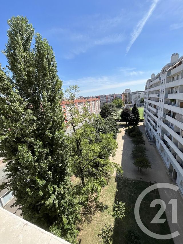 Appartement T4 à vendre - 4 pièces - 74.0 m2 - VILLEURBANNE - 69 - RHONE-ALPES - Century 21 Villa Urbana