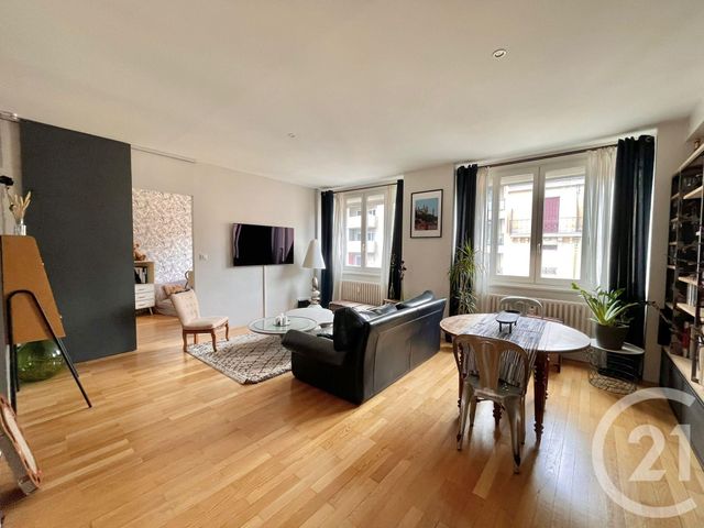 Appartement F3 à vendre - 3 pièces - 72.44 m2 - VILLEURBANNE - 69 - RHONE-ALPES - Century 21 Villa Urbana