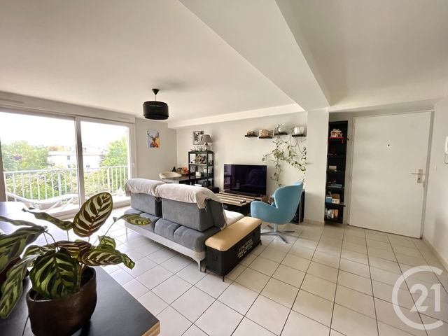 Appartement F3 à vendre - 3 pièces - 77.56 m2 - VILLEURBANNE - 69 - RHONE-ALPES - Century 21 Villa Urbana