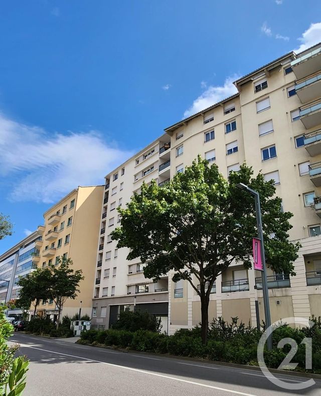Appartement F2 à vendre - 2 pièces - 46.0 m2 - VILLEURBANNE - 69 - RHONE-ALPES - Century 21 Villa Urbana