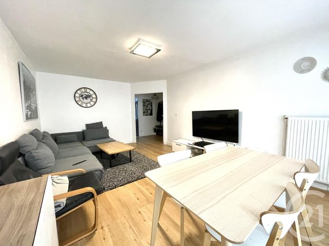 Appartement F4 à vendre - 4 pièces - 84.0 m2 - VILLEURBANNE - 69 - RHONE-ALPES - Century 21 Villa Urbana