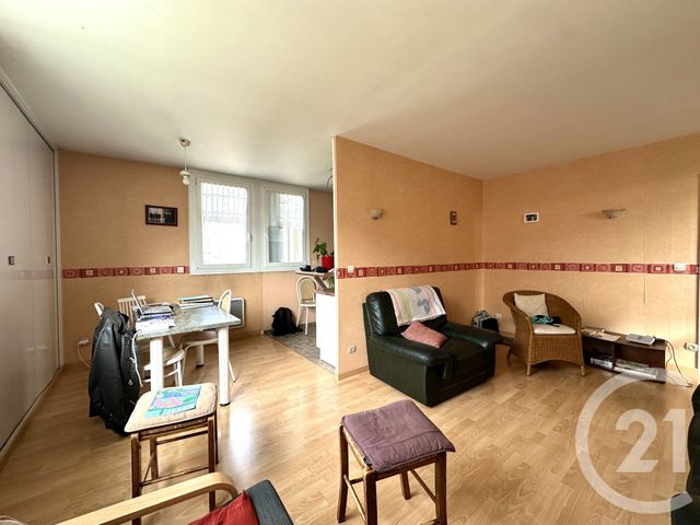 Appartement T5 à vendre - 5 pièces - 101.9 m2 - VILLEURBANNE - 69 - RHONE-ALPES - Century 21 Villa Urbana