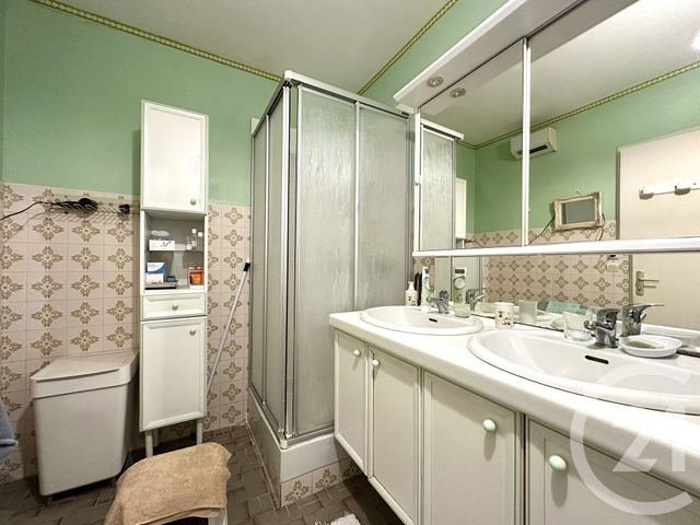 Appartement T5 à vendre - 5 pièces - 101.9 m2 - VILLEURBANNE - 69 - RHONE-ALPES - Century 21 Villa Urbana