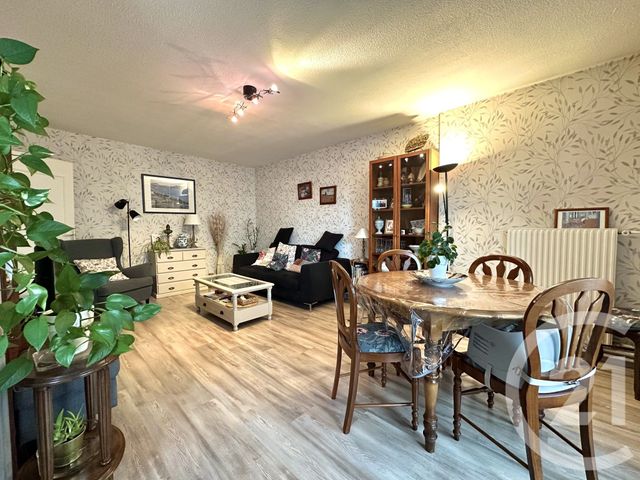 Appartement T3 à vendre - 3 pièces - 67.5 m2 - VILLEURBANNE - 69 - RHONE-ALPES - Century 21 Villa Urbana