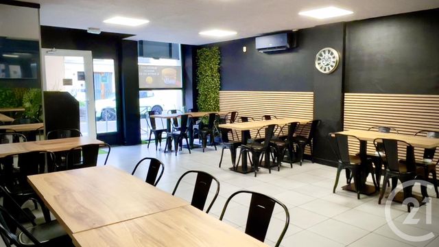 Afficher la photo en grand immeuble à vendre - 206.0 m2 - VILLEURBANNE - 69 - RHONE-ALPES - Century 21 Villa Urbana