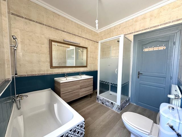 Appartement T4 à vendre - 4 pièces - 95.5 m2 - VILLEURBANNE - 69 - RHONE-ALPES - Century 21 Villa Urbana