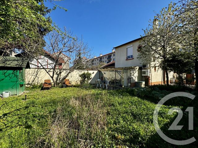 maison à vendre - 5 pièces - 106.0 m2 - VILLEURBANNE - 69 - RHONE-ALPES - Century 21 Villa Urbana