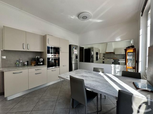 maison à vendre - 5 pièces - 106.0 m2 - VILLEURBANNE - 69 - RHONE-ALPES - Century 21 Villa Urbana