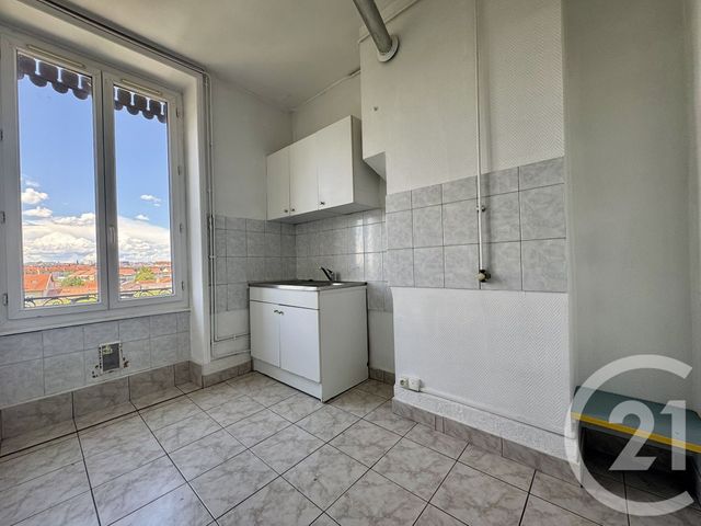 Afficher la photo en grand Appartement F2 à vendre - 2 pièces - 34.0 m2 - VILLEURBANNE - 69 - RHONE-ALPES - Century 21 Villa Urbana