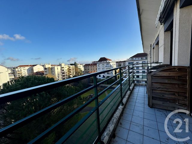 Appartement F5 à vendre - 5 pièces - 142.0 m2 - VILLEURBANNE - 69 - RHONE-ALPES - Century 21 Villa Urbana