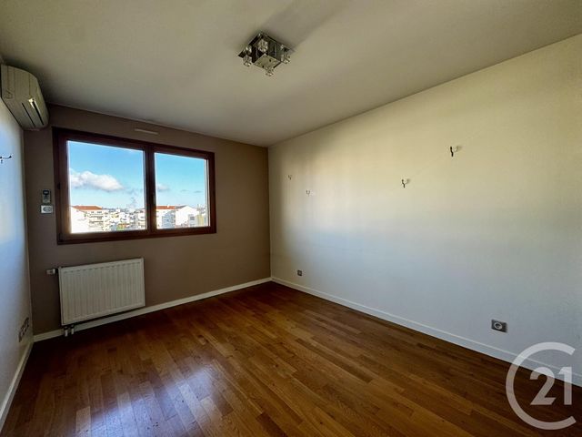 Appartement F5 à vendre - 5 pièces - 142.0 m2 - VILLEURBANNE - 69 - RHONE-ALPES - Century 21 Villa Urbana