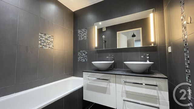 Appartement F3 à vendre - 3 pièces - 61.0 m2 - VILLEURBANNE - 69 - RHONE-ALPES - Century 21 Villa Urbana