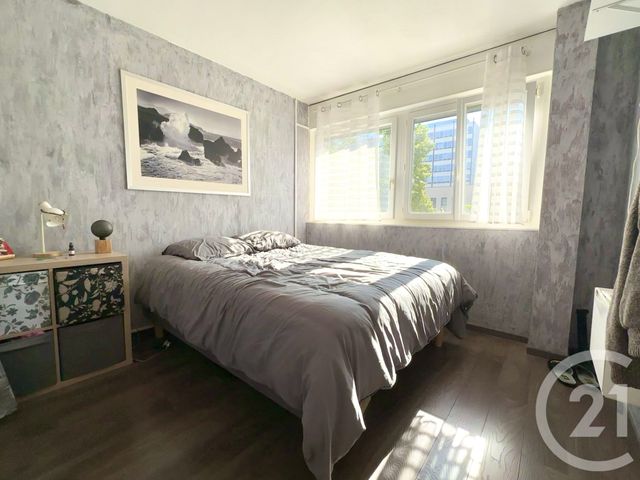 Appartement T3 à vendre - 3 pièces - 55.22 m2 - VILLEURBANNE - 69 - RHONE-ALPES - Century 21 Villa Urbana