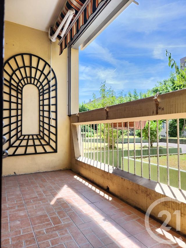 Appartement F3 à vendre - 3 pièces - 68.75 m2 - LYON - 69003 - RHONE-ALPES - Century 21 Villa Urbana