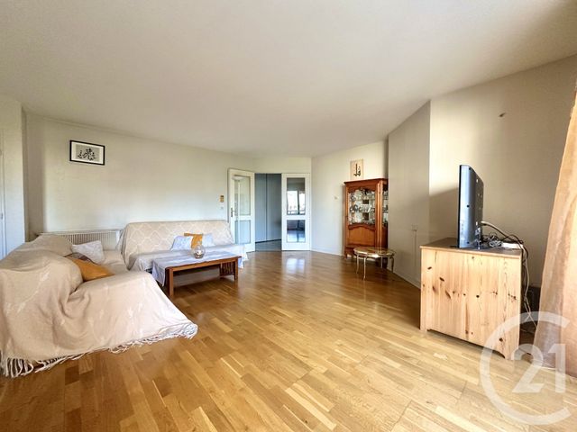 Appartement T4 à vendre - 4 pièces - 84.36 m2 - VILLEURBANNE - 69 - RHONE-ALPES - Century 21 Villa Urbana
