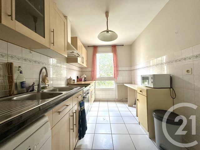 Appartement T4 à vendre - 4 pièces - 84.36 m2 - VILLEURBANNE - 69 - RHONE-ALPES - Century 21 Villa Urbana