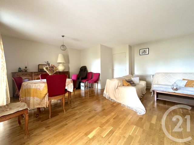 Appartement T4 à vendre - 4 pièces - 84.36 m2 - VILLEURBANNE - 69 - RHONE-ALPES - Century 21 Villa Urbana