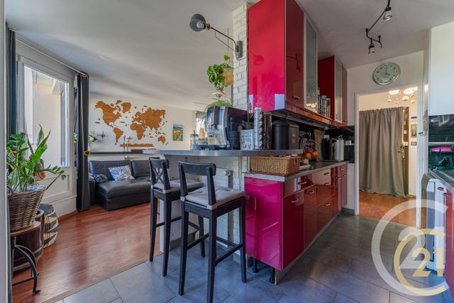 Appartement F5 à vendre - 5 pièces - 140.0 m2 - VAULX EN VELIN - 69 - RHONE-ALPES - Century 21 Villa Urbana