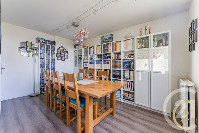 Appartement F5 à vendre - 5 pièces - 140.0 m2 - VAULX EN VELIN - 69 - RHONE-ALPES - Century 21 Villa Urbana