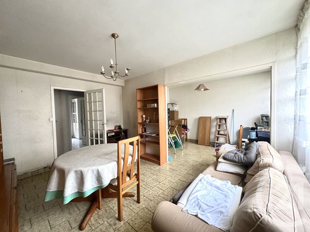 Appartement T4 à vendre - 4 pièces - 63.24 m2 - VILLEURBANNE - 69 - RHONE-ALPES - Century 21 Villa Urbana