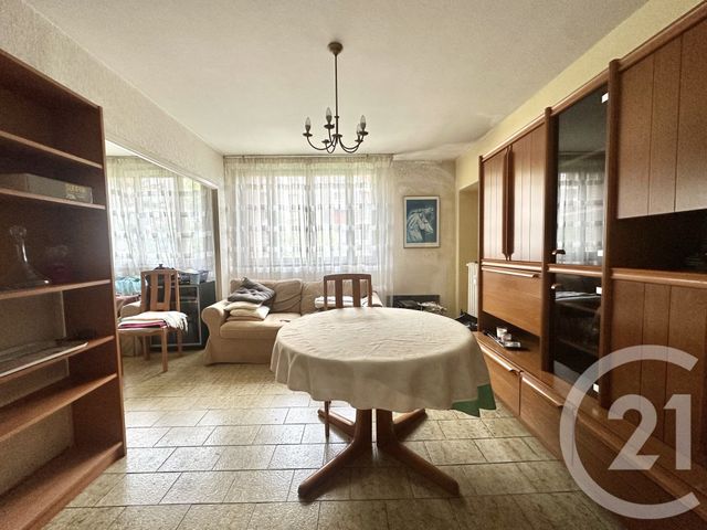 Appartement T4 à vendre - 4 pièces - 63.24 m2 - VILLEURBANNE - 69 - RHONE-ALPES - Century 21 Villa Urbana