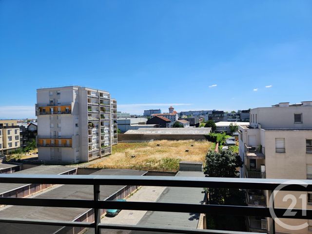Appartement F3 à vendre - 3 pièces - 57.87 m2 - VILLEURBANNE - 69 - RHONE-ALPES - Century 21 Villa Urbana