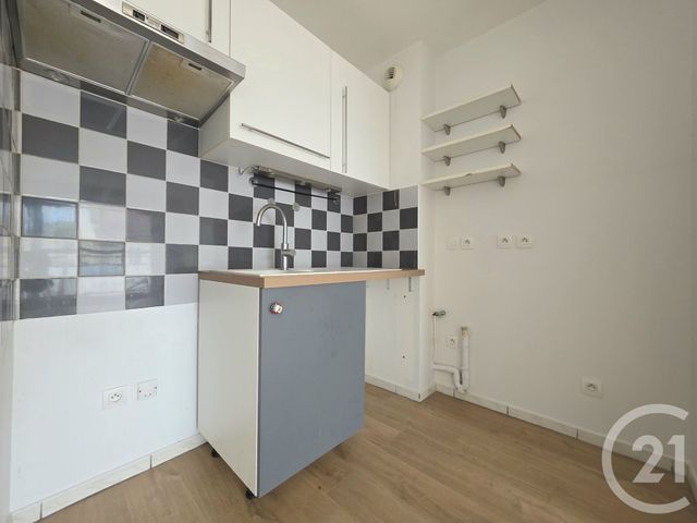 Appartement T3 à vendre - 3 pièces - 62.0 m2 - VILLEURBANNE - 69 - RHONE-ALPES - Century 21 Villa Urbana