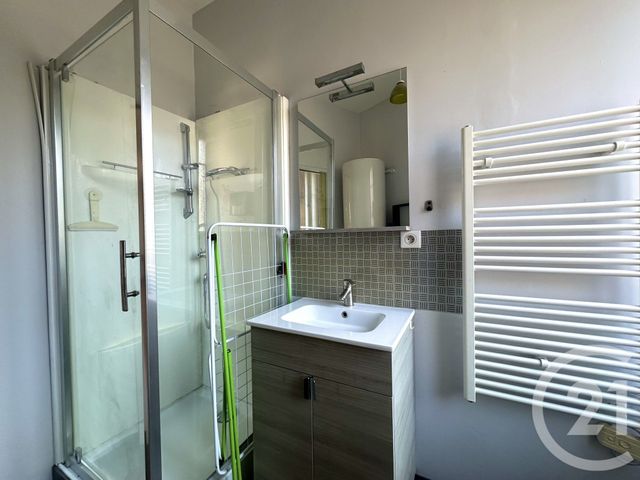 Appartement T2 à vendre - 2 pièces - 44.54 m2 - VILLEURBANNE - 69 - RHONE-ALPES - Century 21 Villa Urbana