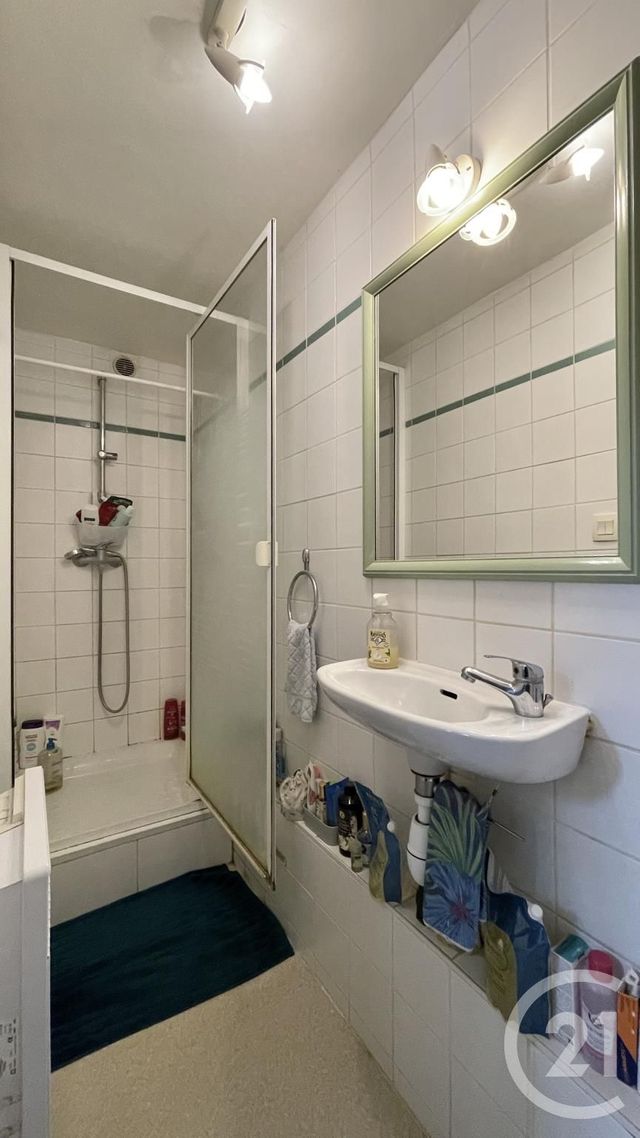 Appartement F1 à vendre - 1 pièce - 18.0 m2 - VILLEURBANNE - 69 - RHONE-ALPES - Century 21 Villa Urbana