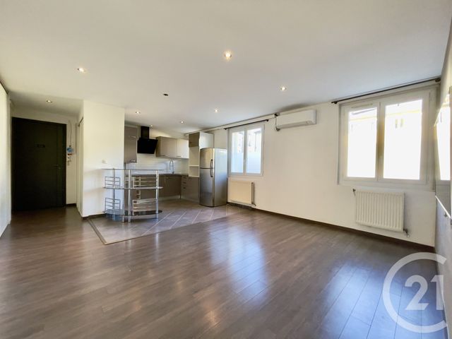 Appartement T3 à vendre - 3 pièces - 65.0 m2 - VILLEURBANNE - 69 - RHONE-ALPES - Century 21 Villa Urbana