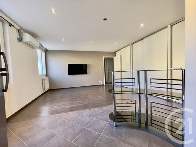 Appartement T3 à vendre - 3 pièces - 65.0 m2 - VILLEURBANNE - 69 - RHONE-ALPES - Century 21 Villa Urbana