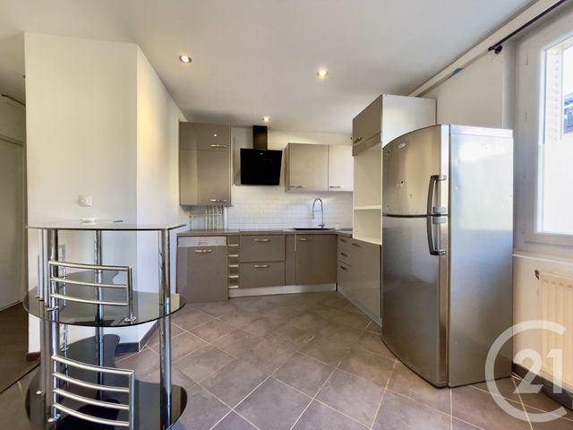 Appartement T3 à vendre - 3 pièces - 65.0 m2 - VILLEURBANNE - 69 - RHONE-ALPES - Century 21 Villa Urbana