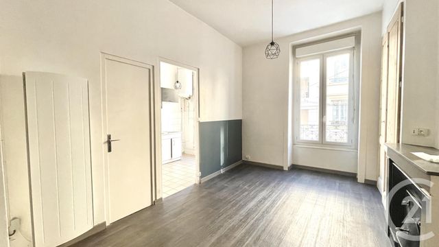 Appartement F1 à vendre - 1 pièce - 29.0 m2 - VILLEURBANNE - 69 - RHONE-ALPES - Century 21 Villa Urbana