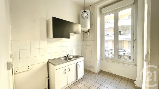 Appartement F1 à vendre - 1 pièce - 29.0 m2 - VILLEURBANNE - 69 - RHONE-ALPES - Century 21 Villa Urbana