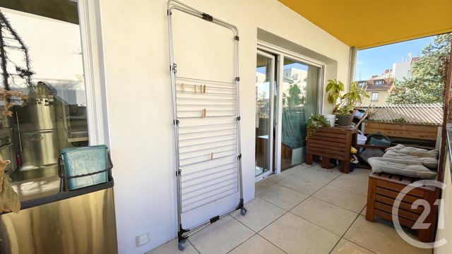 Appartement F4 à vendre - 4 pièces - 69.74 m2 - VILLEURBANNE - 69 - RHONE-ALPES - Century 21 Villa Urbana